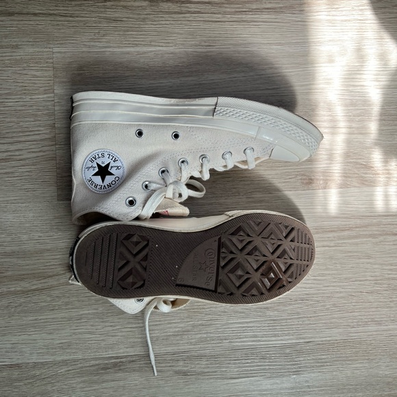 Converse High Top Sneakers in Cream - Picture 4 of 5